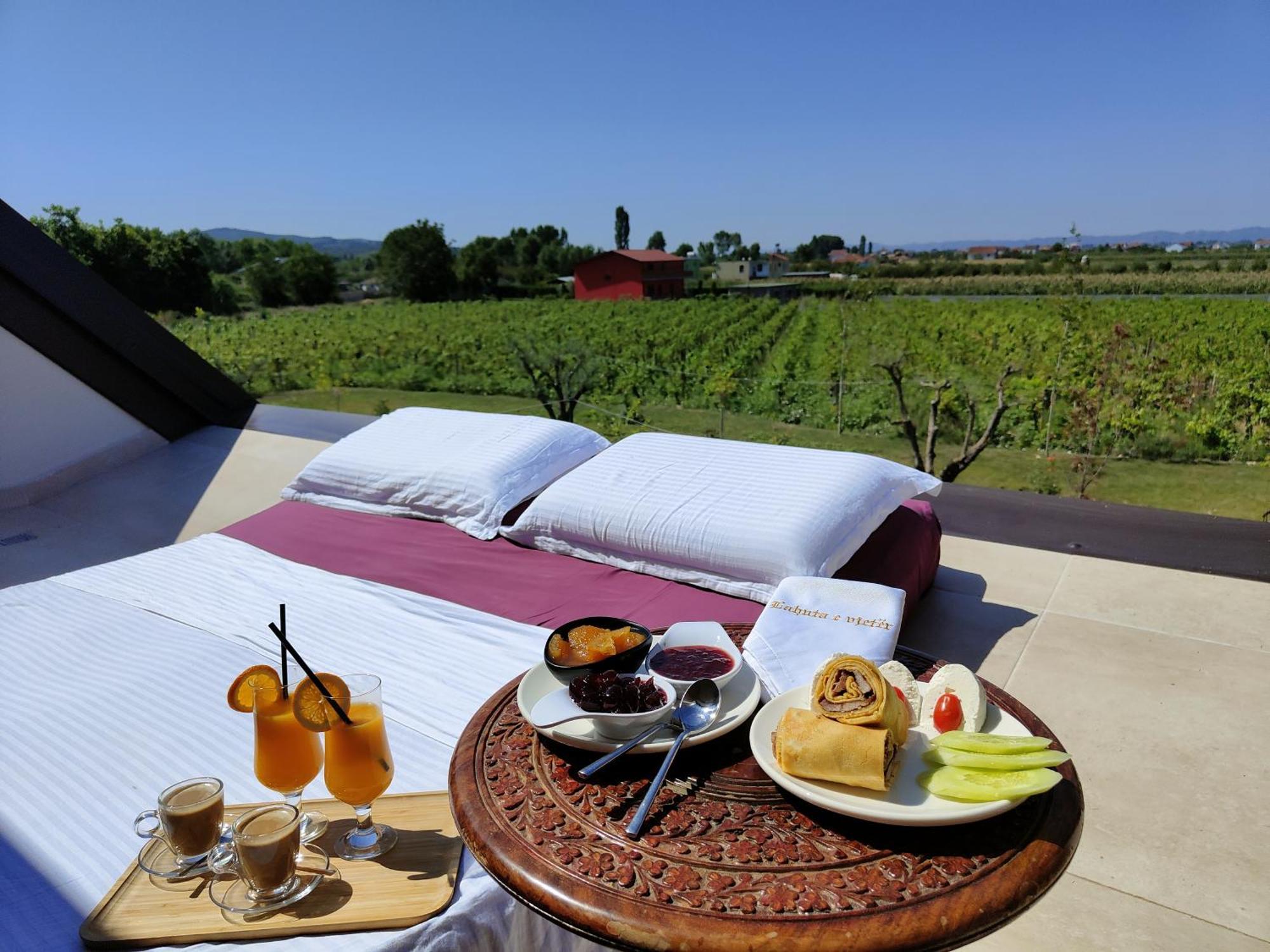 Lac Lahuta E Vjeter Agroturizem酒店 外观 照片